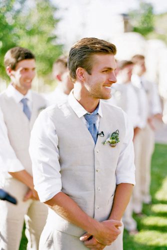 summer wedding abroad men's outfits